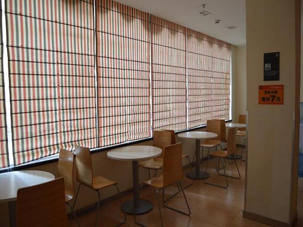 7 Days Inn Meizhou Jiangnan Kedu Commercial Plaza Екстер'єр фото