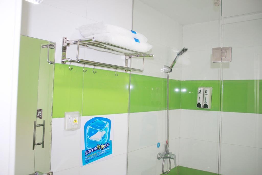 7 Days Inn Meizhou Jiangnan Kedu Commercial Plaza Екстер'єр фото