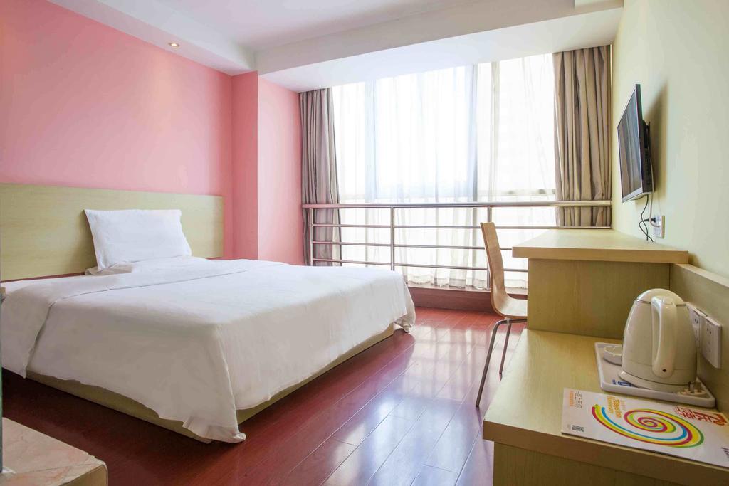 7 Days Inn Meizhou Jiangnan Kedu Commercial Plaza Номер фото